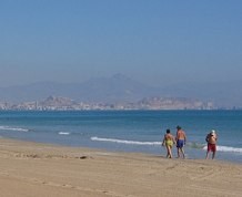 Puente de Junio en la Playita 