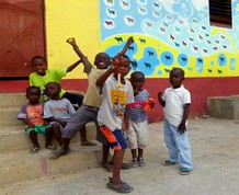 Los Singles pintamos en Senegal