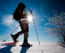 Senderismo, raquetas de nieve y cocteles