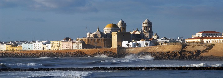 Puente de Mayo: Costa Sur de Cádiz