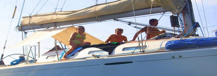 Agosto y Septiembre navegando a Ibiza y Formentera desde Valencia 