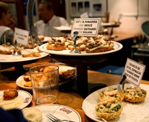 Fin de Año en San Sebastián entre amigos, pinchos y txakolí