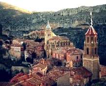 Puente del Pilar: Descubriendo Albarracín y Teruel