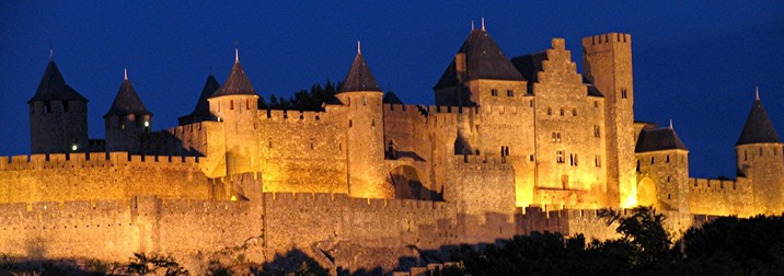 Puente de Diciembre en Carcassonne. Mercados Navideños