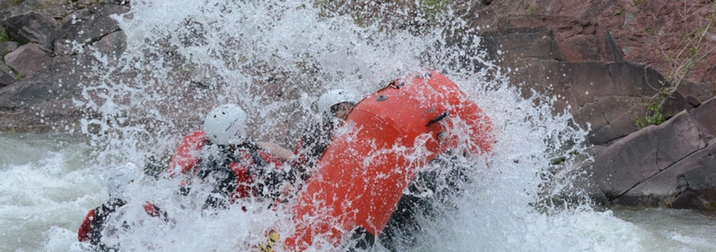 Rafting, trekking y ¡campamento único!