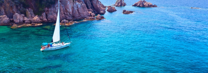 Puente de Mayo: Navegando por la Costa Brava