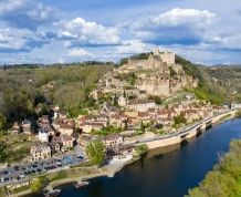 La Dordogne, Perigord Noir y Burdeos.La región del vino, la trufa negra, el foie y el canard 