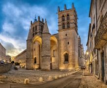 Sant Joan: La Camarga y la Provenza en Autobús desde Barcelona